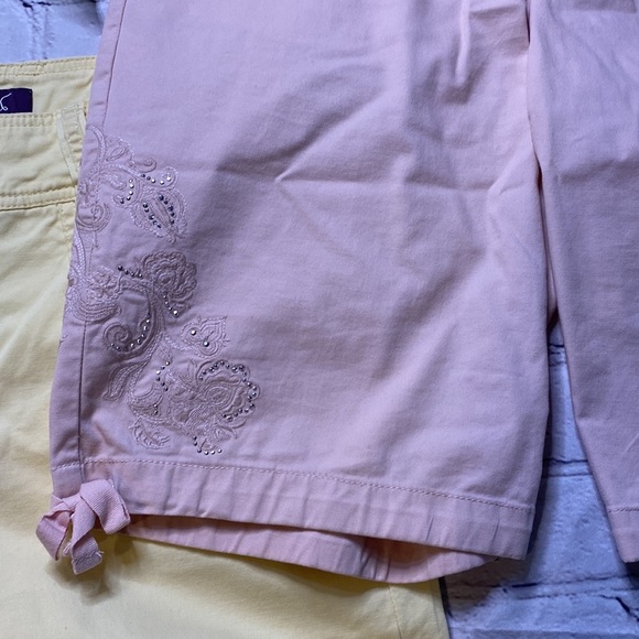 Gloria Vanderbilt Sz 6 bermuda shorts 2 pairs - Picture 3 of 11